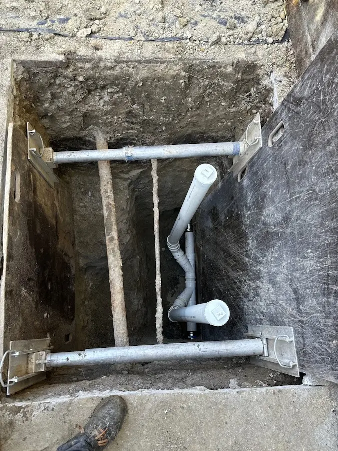 Experienced plumber completing Gas Line Repair work in Dale City